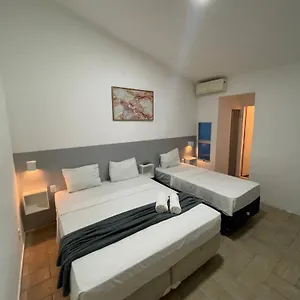 2* Hotel Encanto Dos Mares